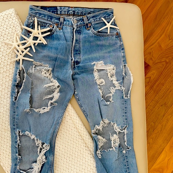 Levi's Denim - Vintage Levi’s Jeans Distressed💖HP💖